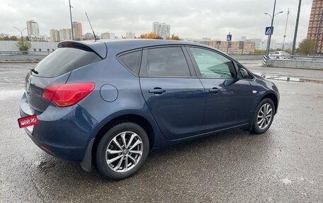 Opel Astra J, 2010 год, 640 000 рублей, 3 фотография