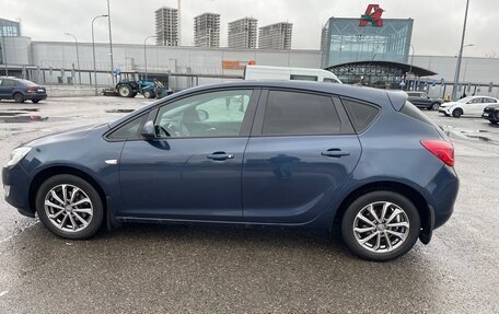 Opel Astra J, 2010 год, 640 000 рублей, 5 фотография