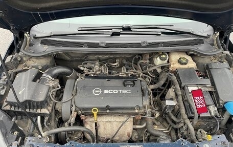 Opel Astra J, 2010 год, 640 000 рублей, 9 фотография