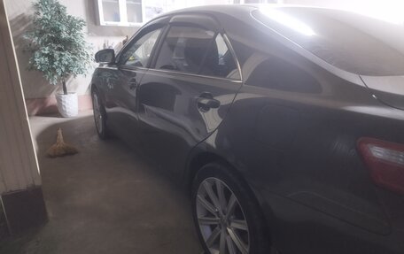 Toyota Camry, 2010 год, 1 300 000 рублей, 5 фотография