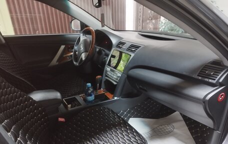Toyota Camry, 2010 год, 1 300 000 рублей, 6 фотография