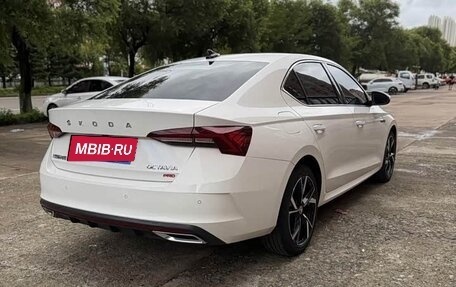 Skoda Octavia IV, 2022 год, 2 250 000 рублей, 4 фотография