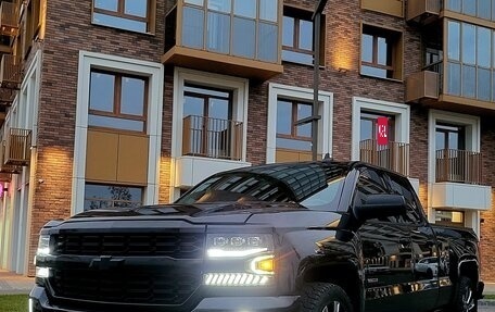 Chevrolet Silverado, 2018 год, 4 250 000 рублей, 2 фотография