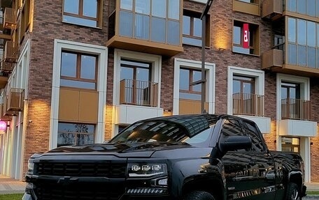 Chevrolet Silverado, 2018 год, 4 250 000 рублей, 3 фотография