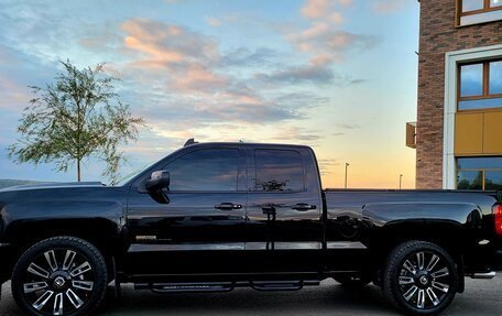 Chevrolet Silverado, 2018 год, 4 250 000 рублей, 10 фотография