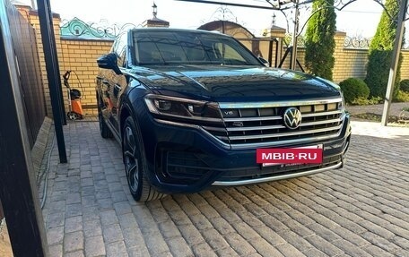 Volkswagen Touareg III, 2022 год, 7 450 000 рублей, 10 фотография