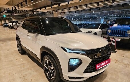 Chevrolet TrailBlazer, 2023 год, 1 990 000 рублей, 3 фотография