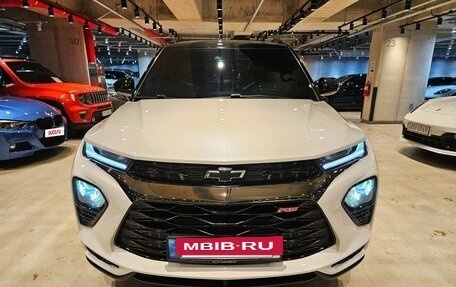 Chevrolet TrailBlazer, 2023 год, 1 990 000 рублей, 2 фотография