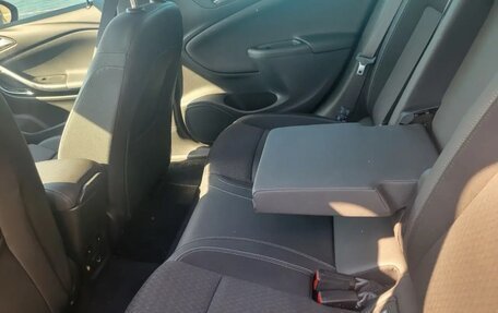 Opel Astra K, 2018 год, 1 245 000 рублей, 6 фотография