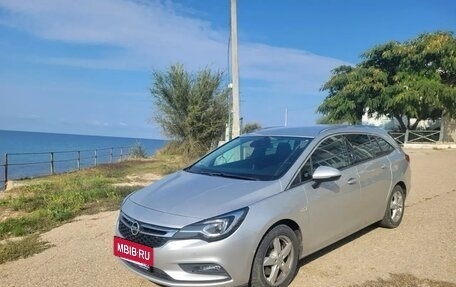 Opel Astra K, 2018 год, 1 245 000 рублей, 9 фотография