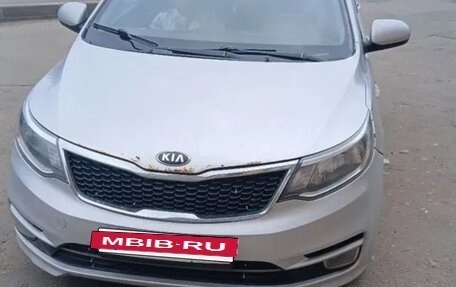 KIA Rio III рестайлинг, 2015 год, 450 000 рублей, 2 фотография