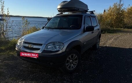 Chevrolet Niva I рестайлинг, 2012 год, 490 000 рублей, 4 фотография