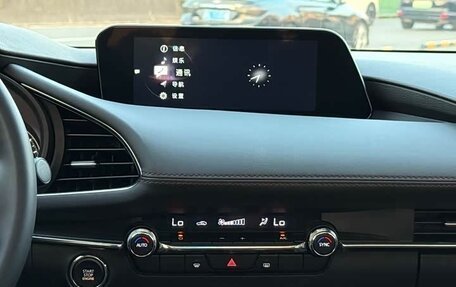 Mazda 3, 2022 год, 1 850 000 рублей, 17 фотография