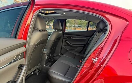 Mazda 3, 2022 год, 1 850 000 рублей, 20 фотография