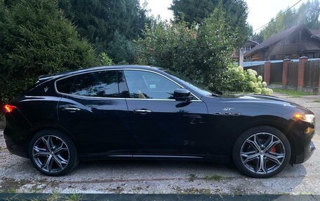 Maserati Levante I, 2022 год, 9 200 000 рублей, 4 фотография