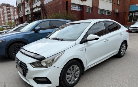 Hyundai Solaris II рестайлинг, 2018 год, 799 999 рублей, 5 фотография