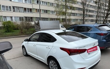 Hyundai Solaris II рестайлинг, 2018 год, 799 999 рублей, 9 фотография