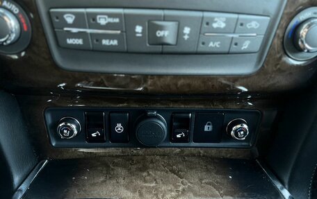 Infiniti QX56, 2013 год, 1 900 000 рублей, 18 фотография