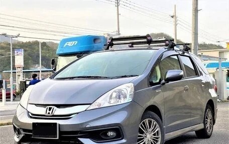 Honda Fit Shuttle I рестайлинг, 2013 год, 750 000 рублей, 2 фотография