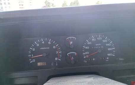 Nissan Terrano II рестайлинг, 1993 год, 180 000 рублей, 2 фотография