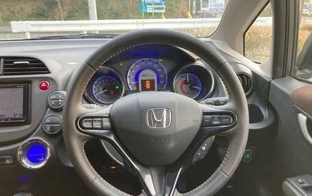 Honda Fit Shuttle I рестайлинг, 2013 год, 750 000 рублей, 10 фотография