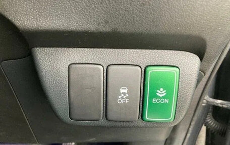 Honda Fit Shuttle I рестайлинг, 2013 год, 750 000 рублей, 18 фотография