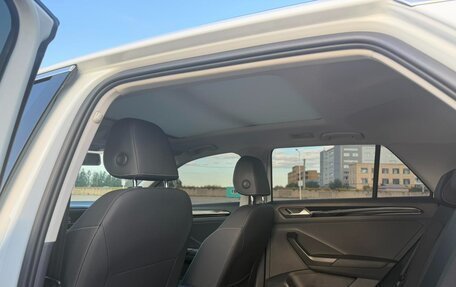 Volkswagen T-Roc I, 2023 год, 1 745 005 рублей, 17 фотография