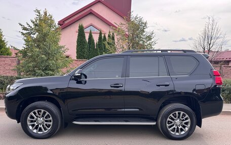 Toyota Land Cruiser Prado 150 рестайлинг 2, 2017 год, 4 450 000 рублей, 7 фотография
