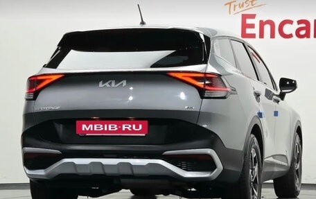KIA Sportage IV рестайлинг, 2023 год, 1 935 000 рублей, 5 фотография