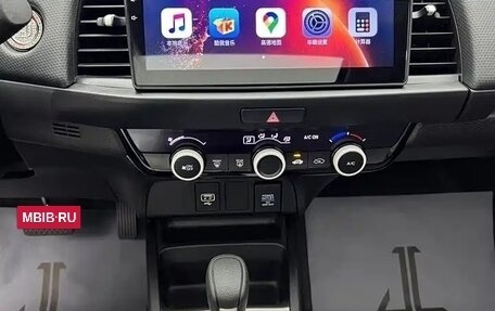 Honda Fit, 2022 год, 1 350 003 рублей, 10 фотография