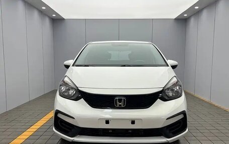 Honda Fit, 2022 год, 1 350 003 рублей, 2 фотография