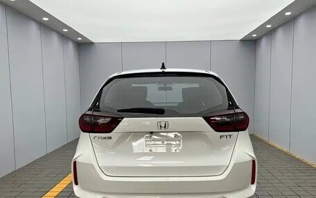 Honda Fit, 2022 год, 1 350 003 рублей, 5 фотография