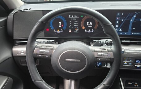 Hyundai Kona, 2024 год, 2 300 000 рублей, 14 фотография