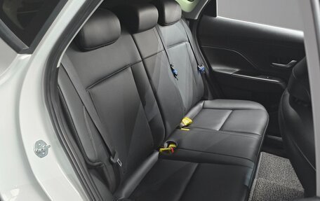 Hyundai Kona, 2024 год, 2 300 000 рублей, 18 фотография