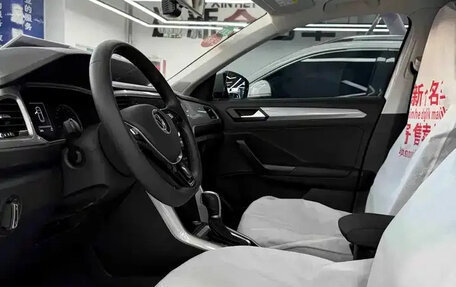 Volkswagen T-Roc I, 2023 год, 1 255 600 рублей, 4 фотография