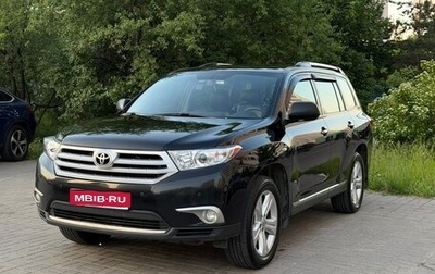 Toyota Highlander III, 2011 год, 2 370 000 рублей, 1 фотография