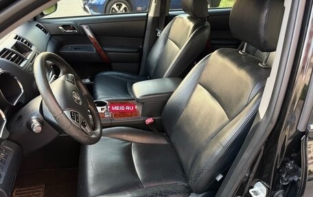 Toyota Highlander III, 2011 год, 2 370 000 рублей, 9 фотография