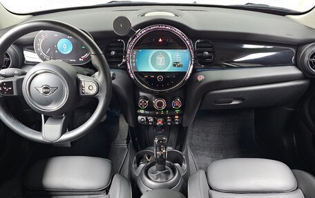 MINI Hatch, 2022 год, 2 083 000 рублей, 9 фотография