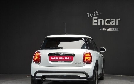 MINI Hatch, 2022 год, 2 083 000 рублей, 3 фотография