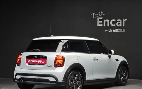 MINI Hatch, 2022 год, 2 083 000 рублей, 4 фотография