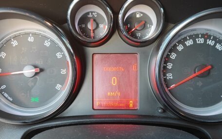 Opel Astra J, 2013 год, 730 000 рублей, 10 фотография