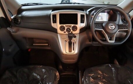 Nissan NV200, 2024 год, 1 500 000 рублей, 7 фотография