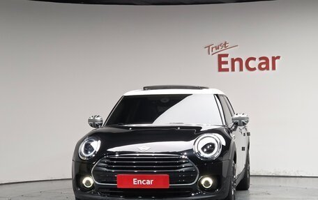 MINI Clubman, 2022 год, 1 726 000 рублей, 2 фотография