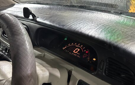 Nissan Liberty, 2002 год, 200 000 рублей, 8 фотография