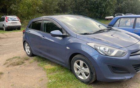 Hyundai i30 II рестайлинг, 2012 год, 700 000 рублей, 2 фотография