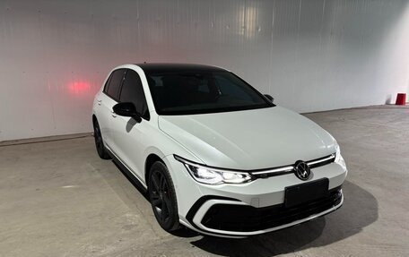 Volkswagen Golf VIII, 2023 год, 2 299 666 рублей, 3 фотография