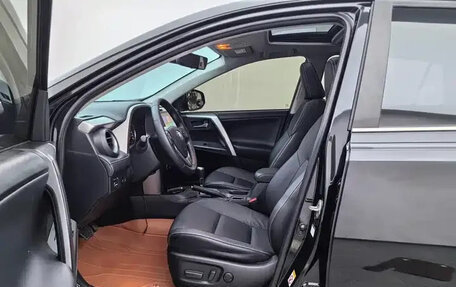 Toyota RAV4, 2017 год, 2 046 040 рублей, 12 фотография