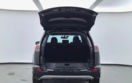 Toyota RAV4, 2017 год, 2 046 040 рублей, 9 фотография