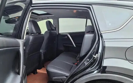 Toyota RAV4, 2017 год, 2 046 040 рублей, 13 фотография