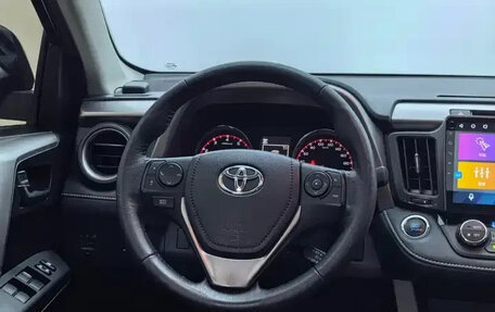Toyota RAV4, 2017 год, 2 046 040 рублей, 28 фотография
